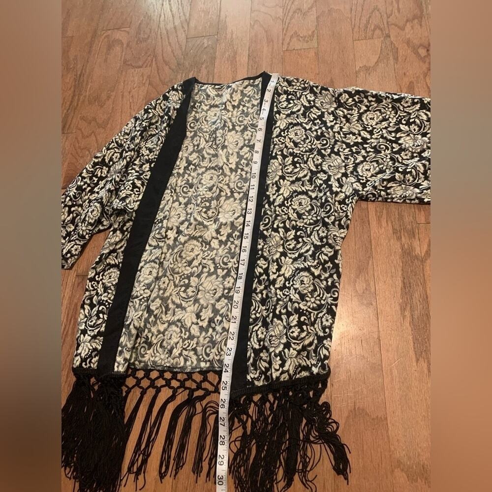 Womens Black Beige Floral Damask Fringe Kimono Cardigan Open Front Rayon S J1906 - Picture 6 of 8
